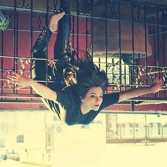 Meet your Posher, Posh - Picture 2 of 4